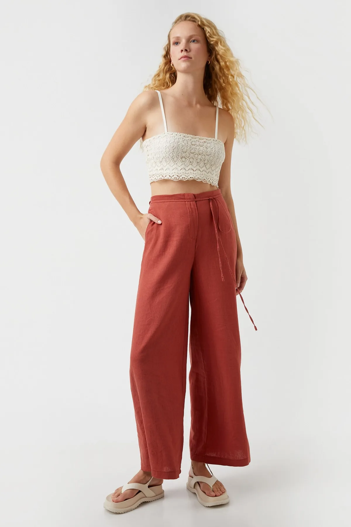 Koton  Damen-Fliesenhose 2SAK40019PW
