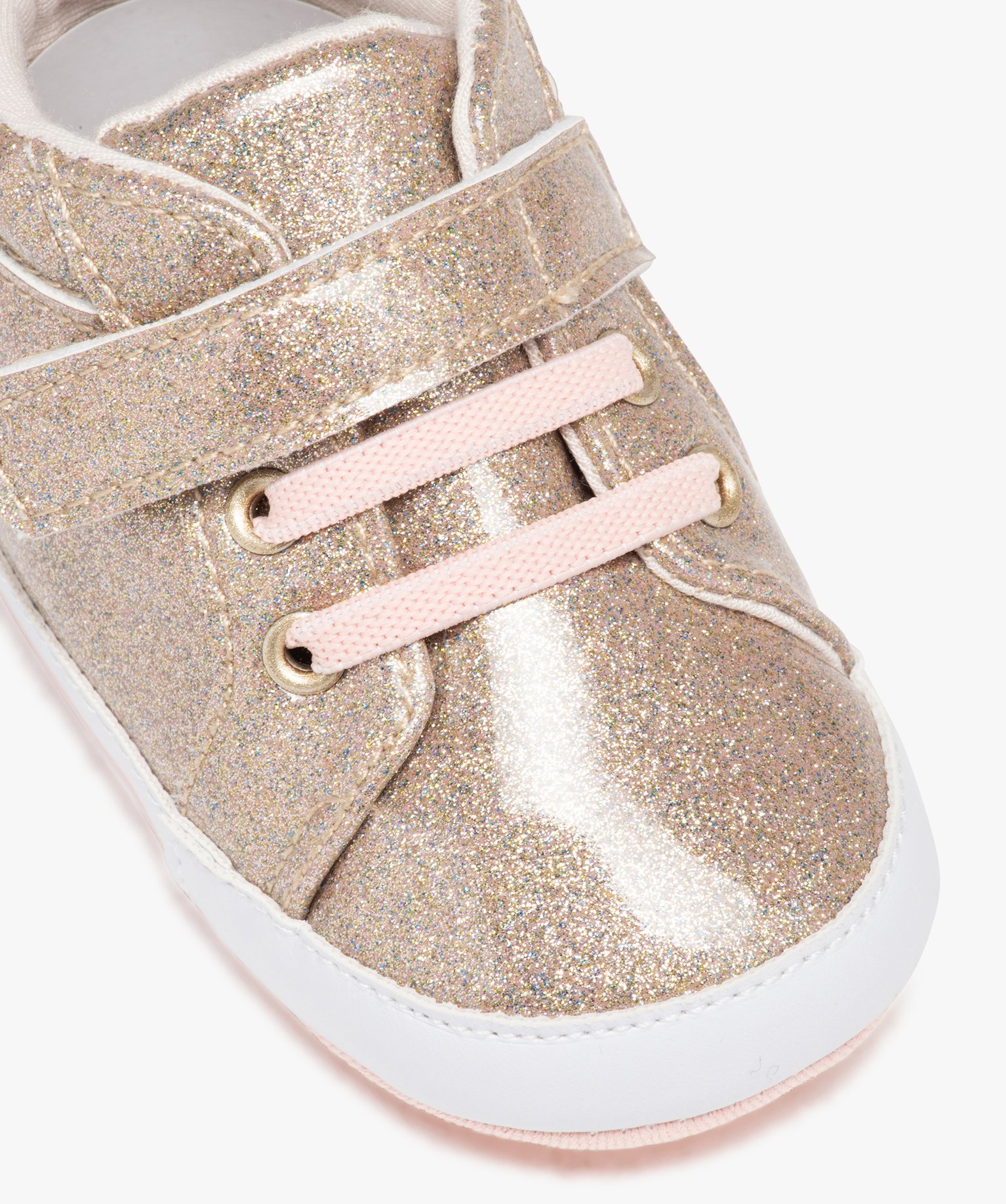 Chaussons de naissance bébé fille à paillettes et à scratch or | GEMO