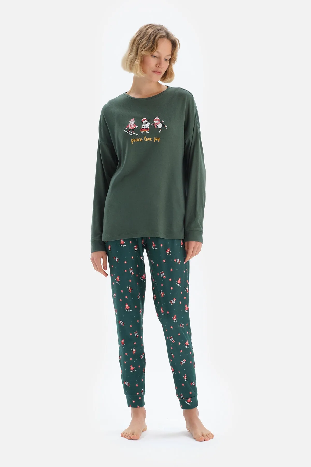 Dagi  Grün bedrucktes Langarm-Pyjama-Set
