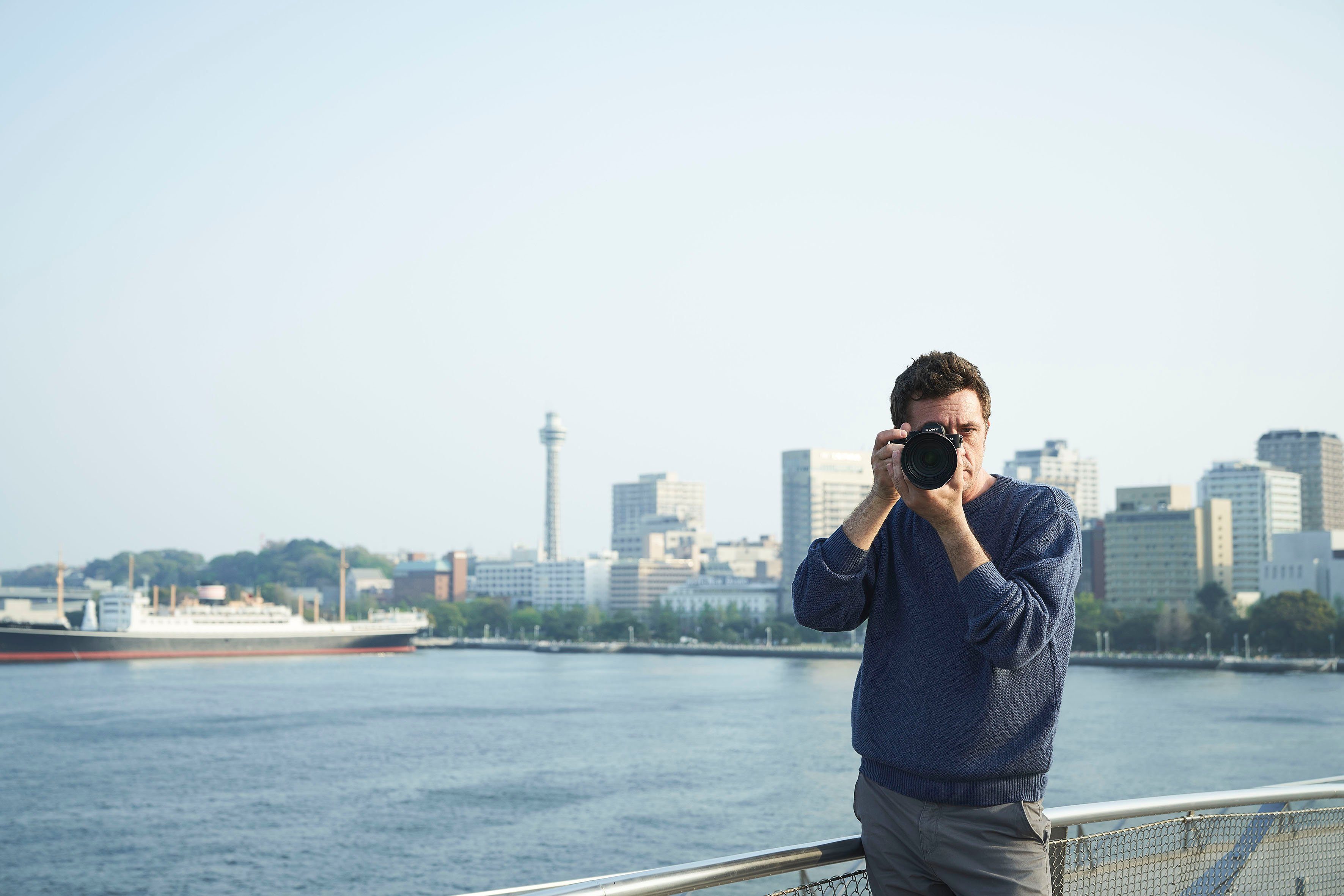 Sony Alpha 7R IIIA (35-mm-Vollformatbildsensor) Systemkamera (42,4 MP, Bluetooth, NFC, WLAN)