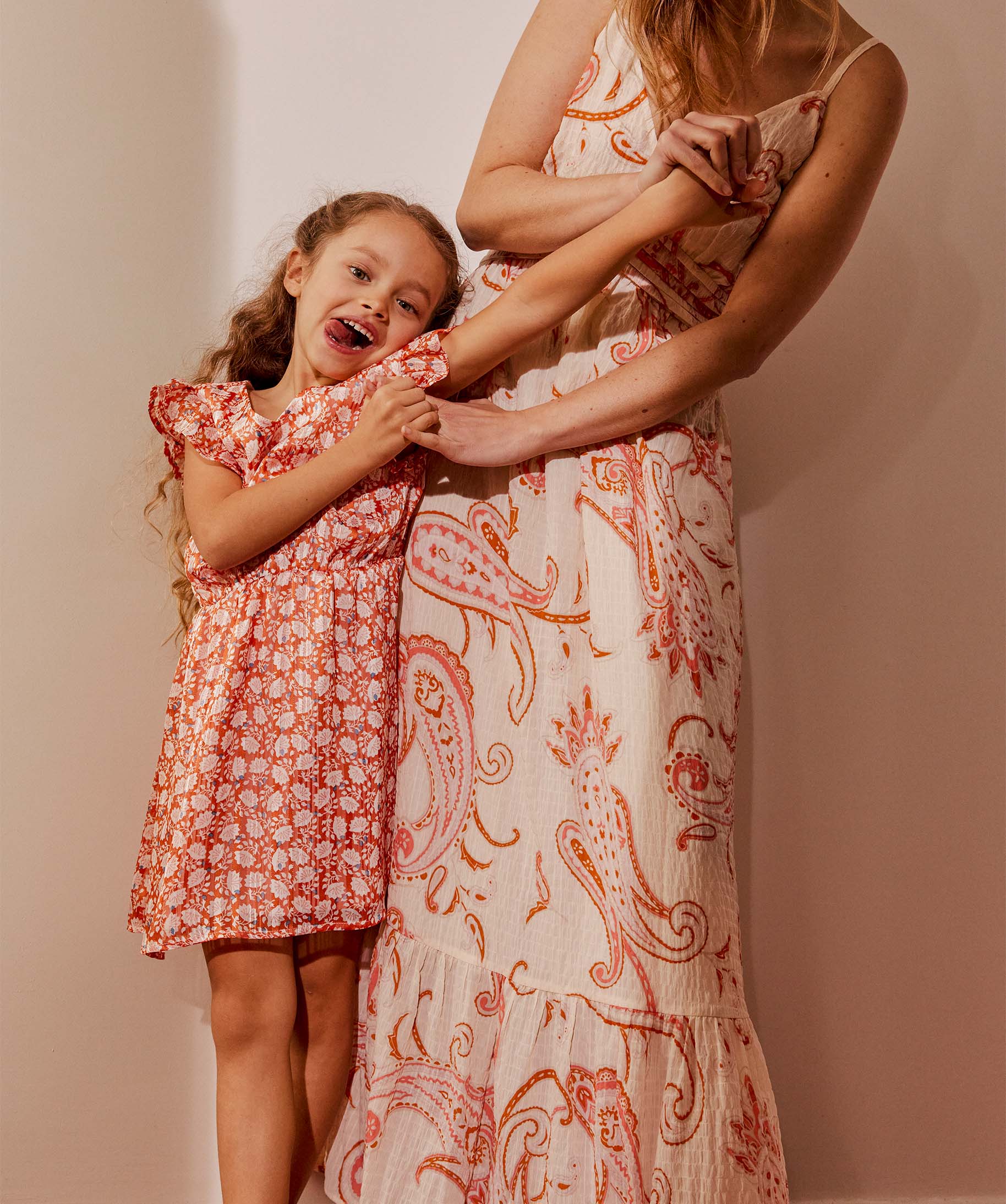 Robe fille sans manches à motifs fleuris et rayures paillet... orange | GEMO