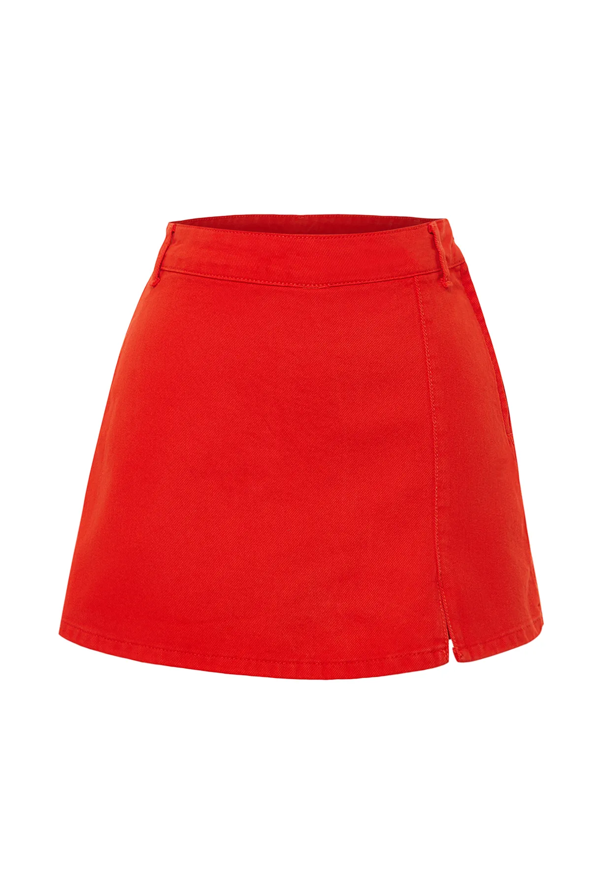 Trendyol Collection  Rote Shorts und Bermuda TWOSS23SR00091
