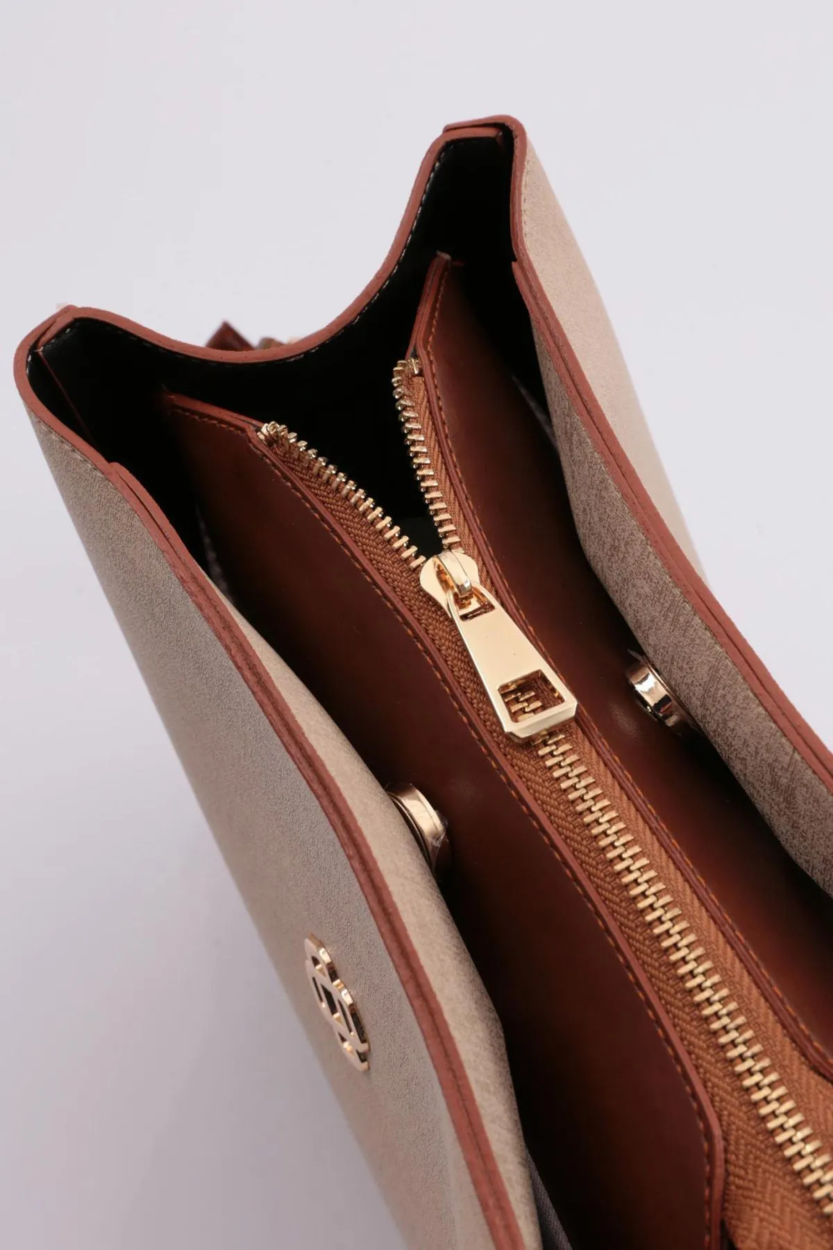 DGN  Schulter- und Handtasche für Damen, Modell Column 520, Creme/Hellbraun