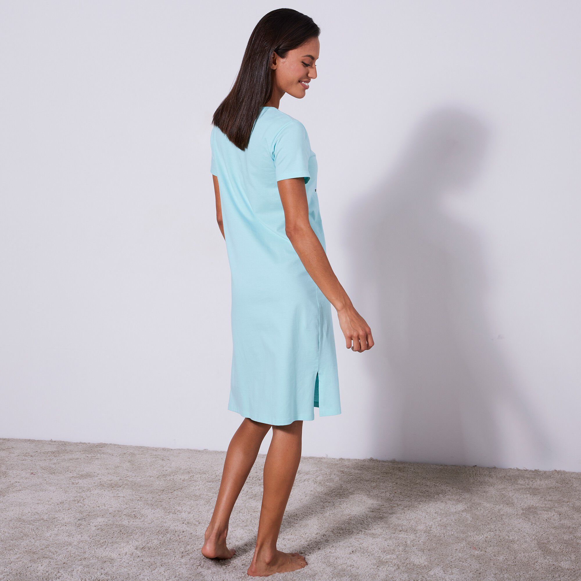 Chemise de nuit courte manches courtes avec « calendrier hivernal »