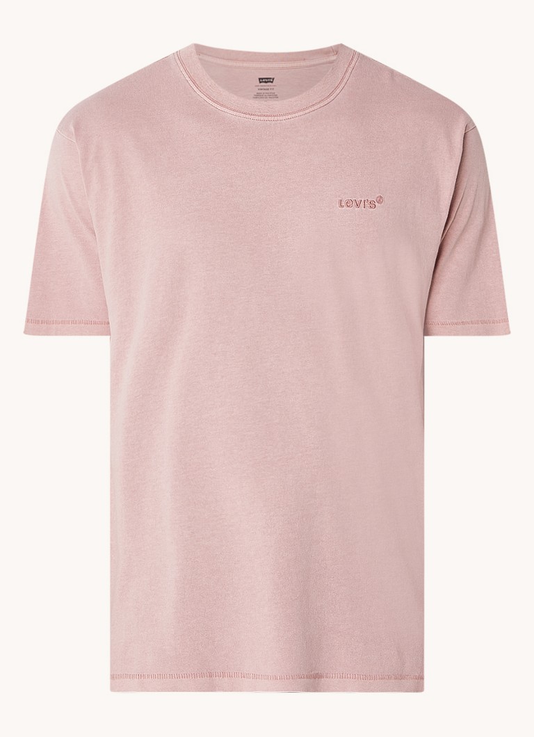 Raudoni „Levi's“ marškinėliai su etiketėmis ir siuvinėtu logotipu