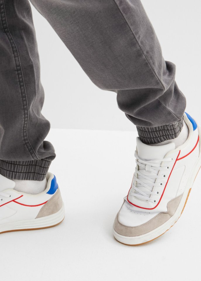 Regular Fit Sweat-Jeans mit Cargotaschen, Straight