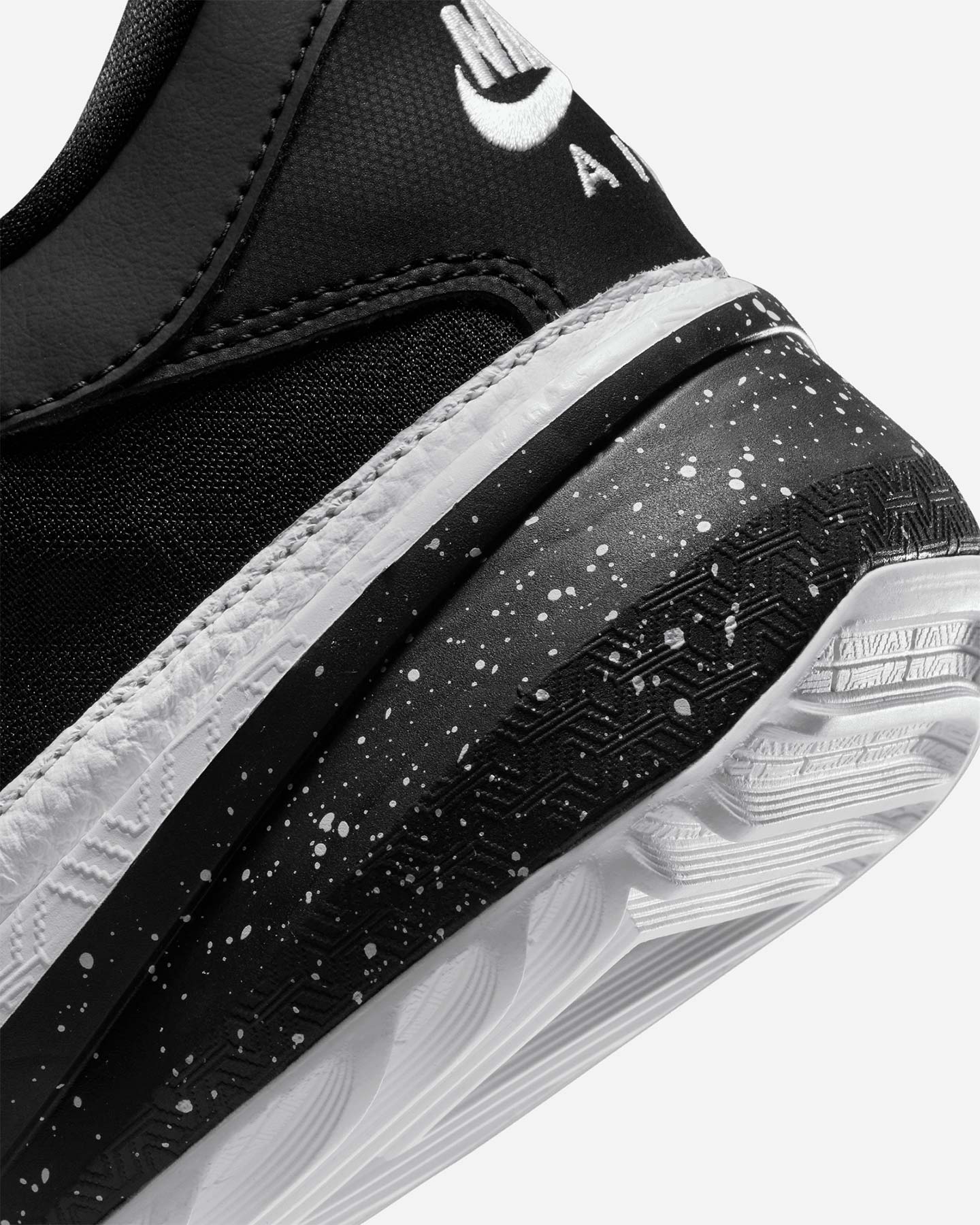 Scarpe Basket Nike Zoom Freak 5 M DX4985-003