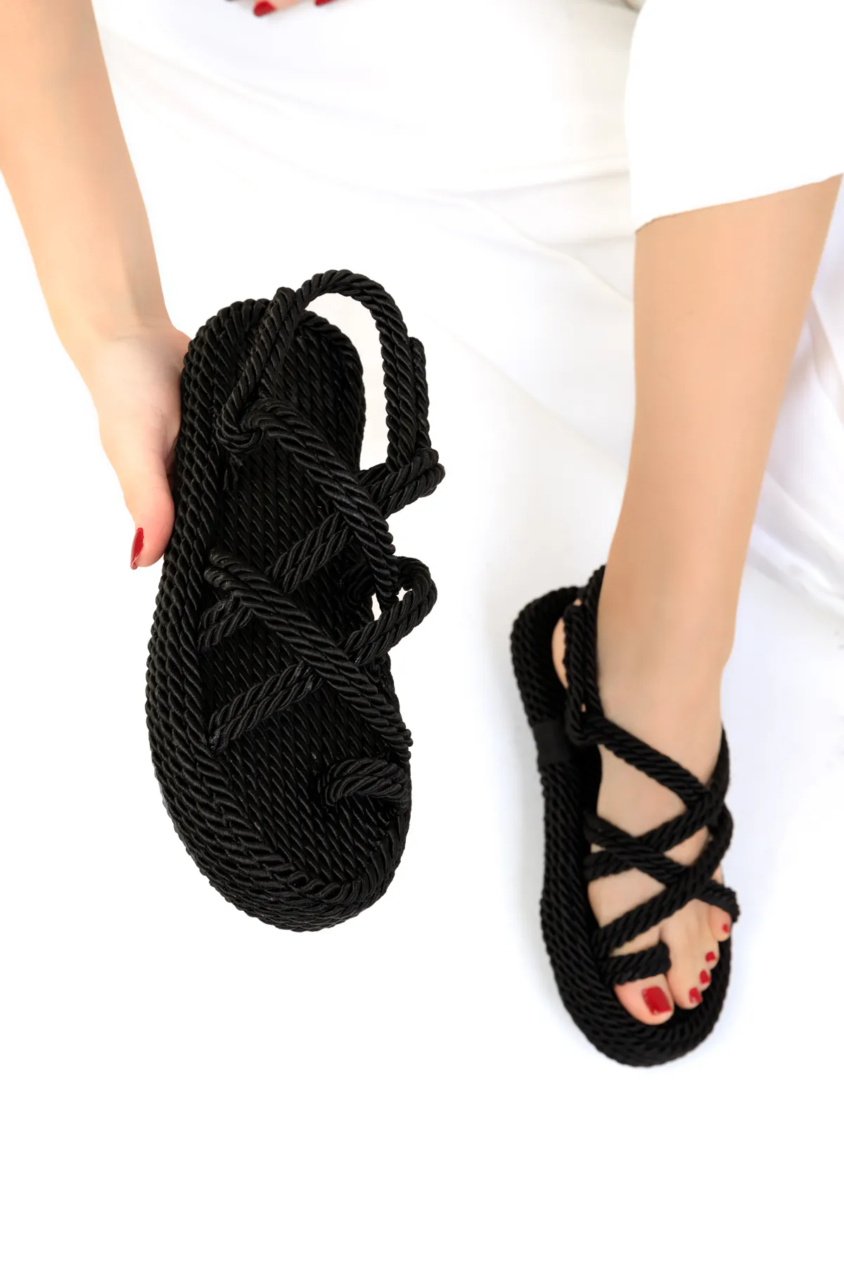 SOHO  Schwarze Damensandalen 17892
