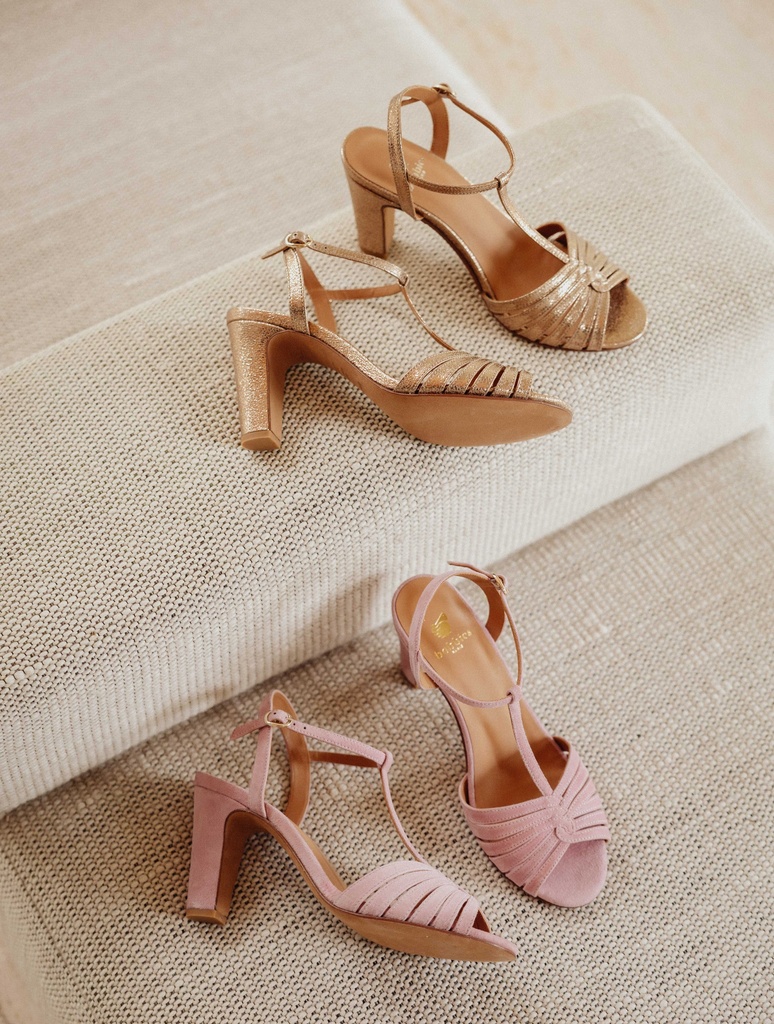 Daisy - Dusty Pink