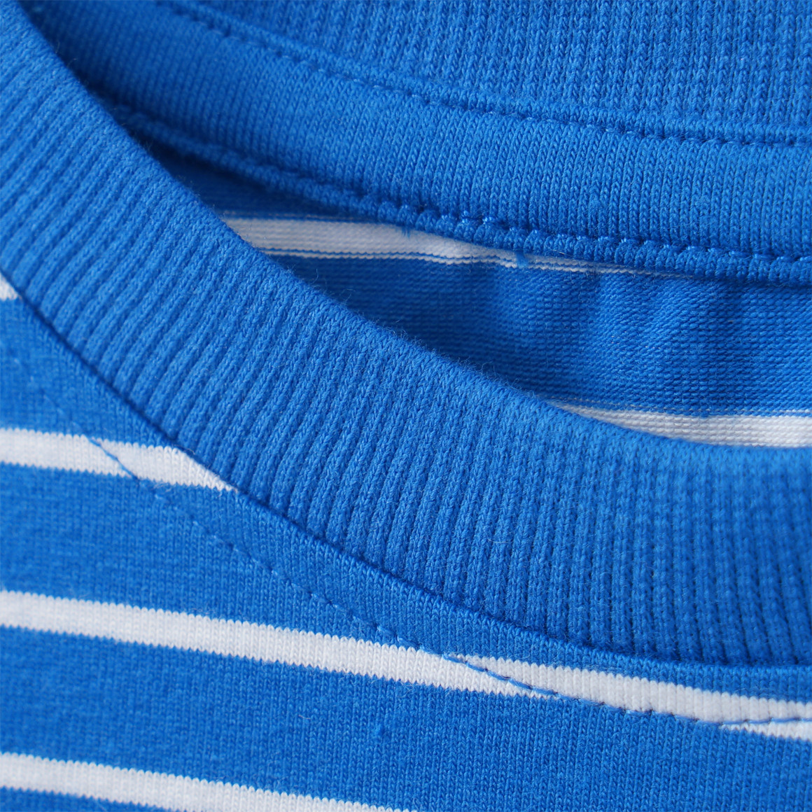 Kinder Langarmshirt mit Radlader-Applikation