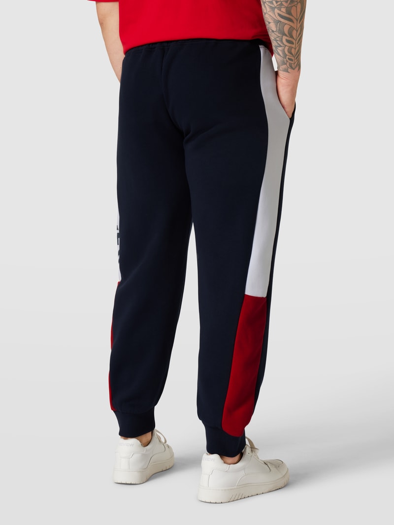 PLUS SIZE Sweatpants mit Label-Details Modell 'Will' in marineblau