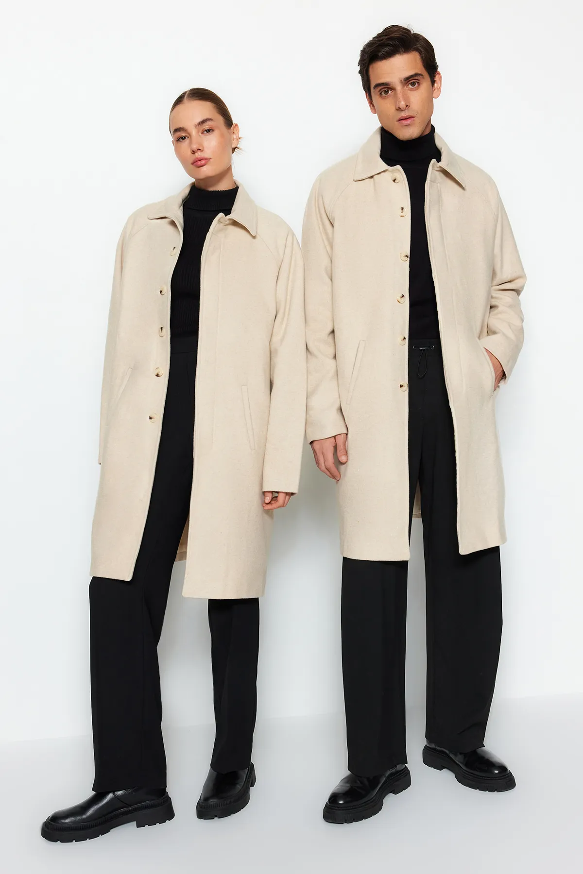 Trendyol Collection  Stone Unisex-Wintermantel mit normaler Passform aus Wollmischung mit Stempelmuster TMNAW24KB00004