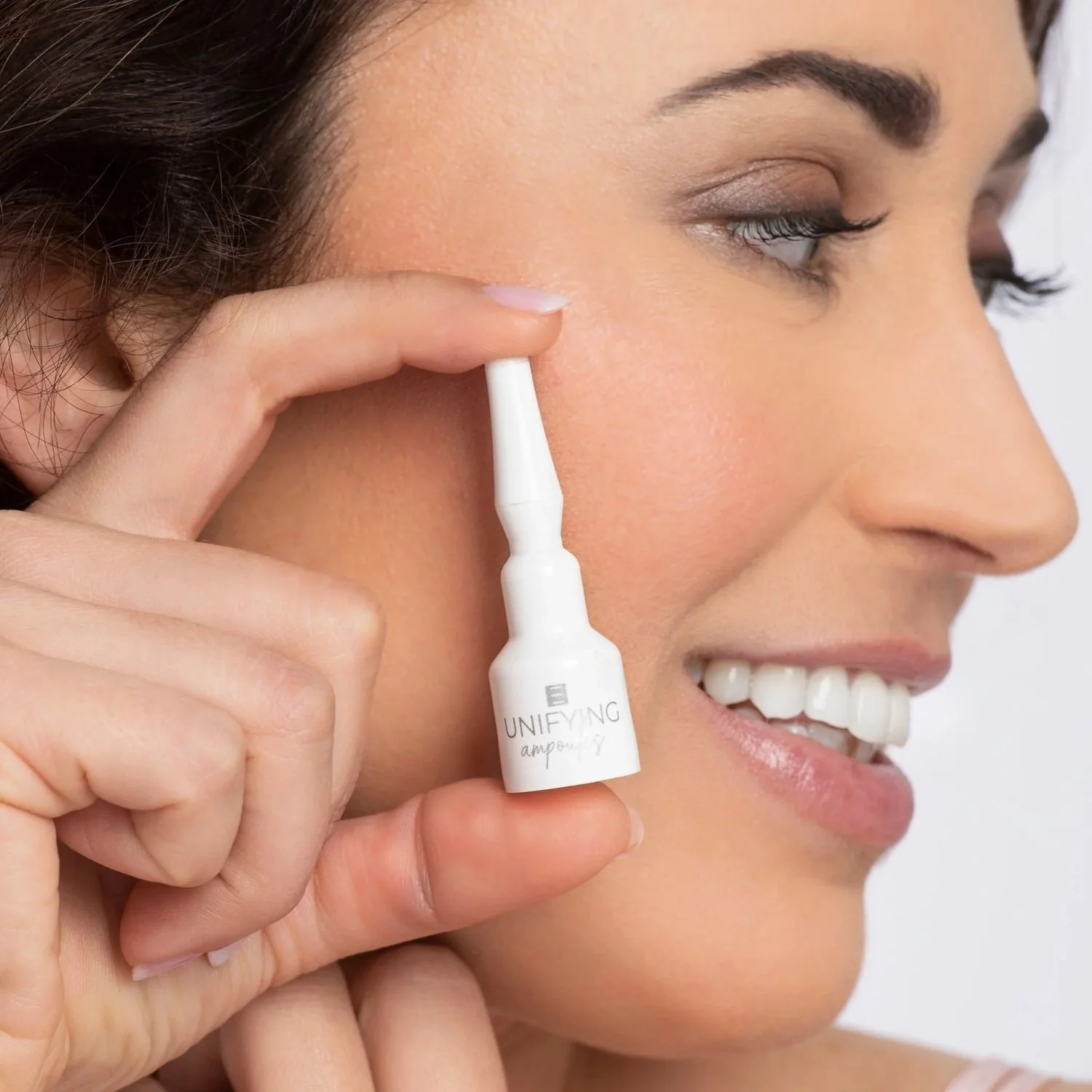 Fiole unificatoare Prodigious Helix - Fiole faciale cu efect global, Ser facial cu efect global