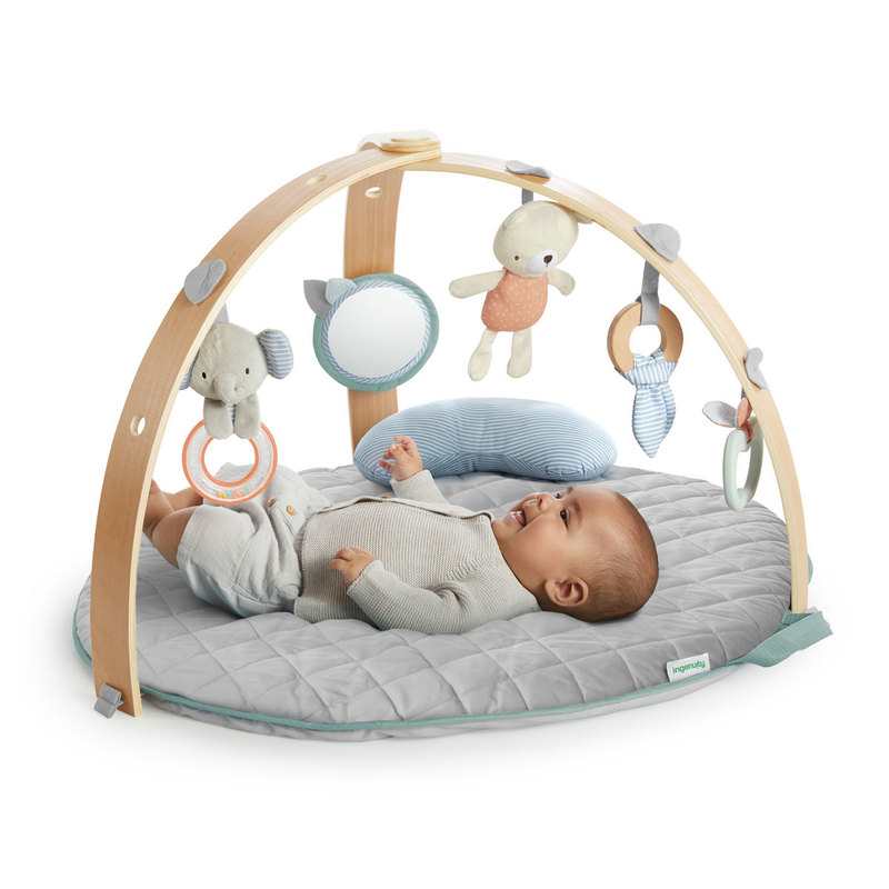 Tapis d'éveil grand confort avec arches en bois Cozy spot Ingenuity