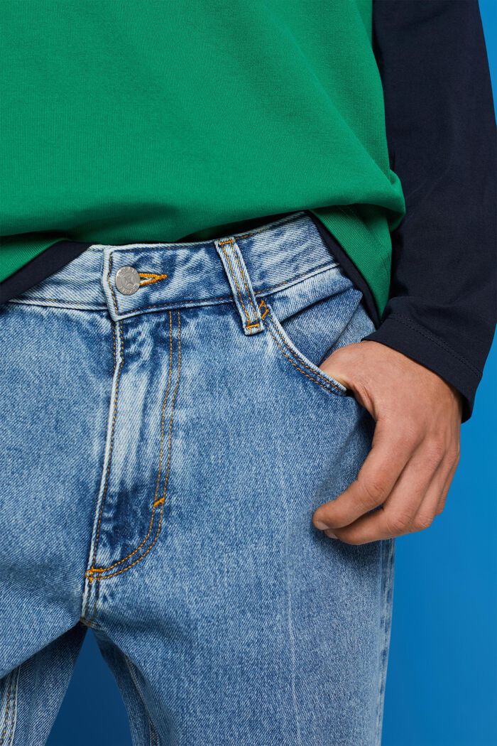 Retrojeans in bequemer Passform mit nachhaltigem Denim