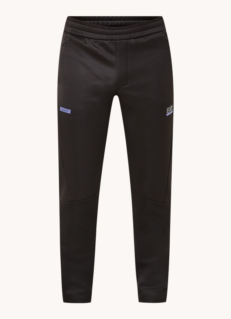 Pantaloni de trening slim fit de la Emporio Armani, cu logo și buzunare cu fermoar.