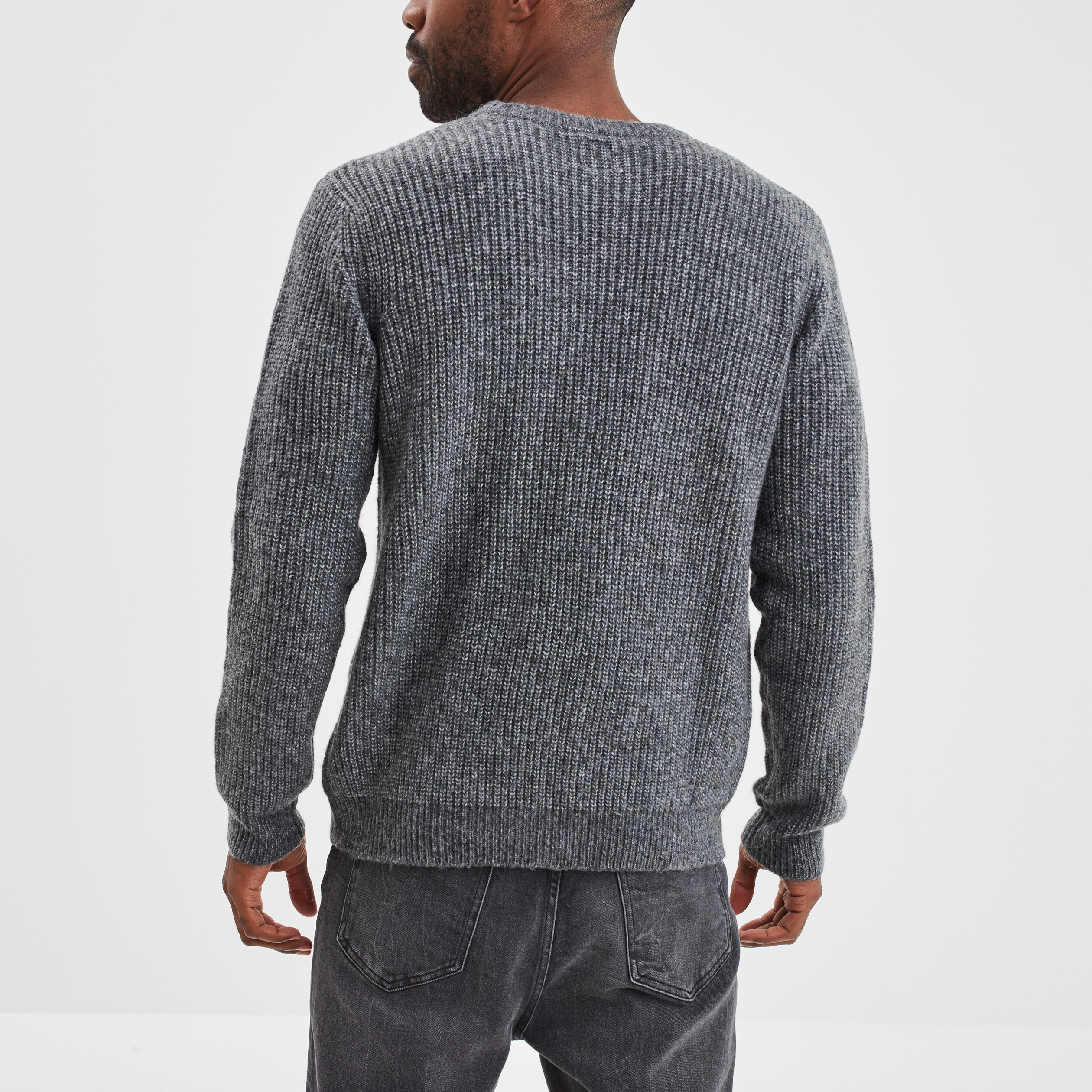 Pull col rond manches longues gris foncé homme | La Halle