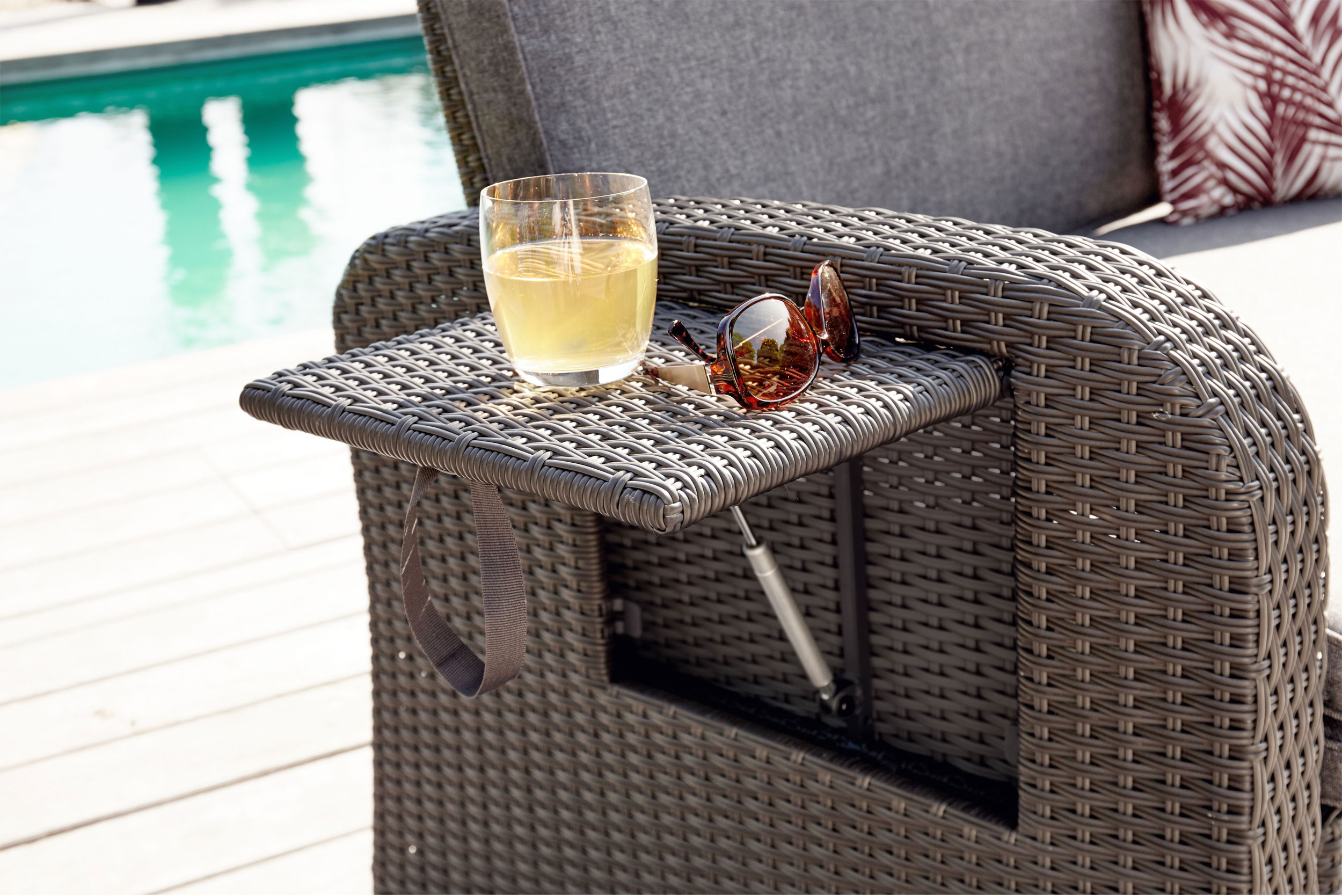 OUTDOOROutdoor Sofa-Bett variabel