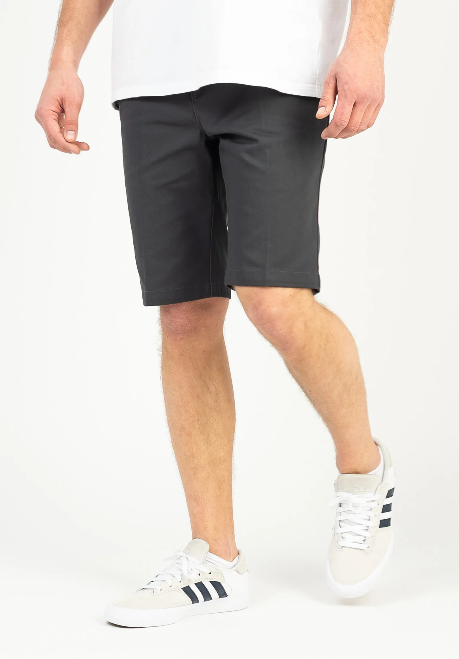 Slim Fit Short