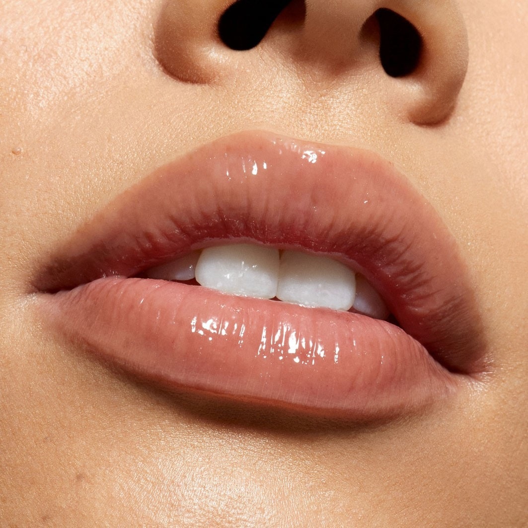 KYLIE COSMETICS Supple Kiss глазура за усне