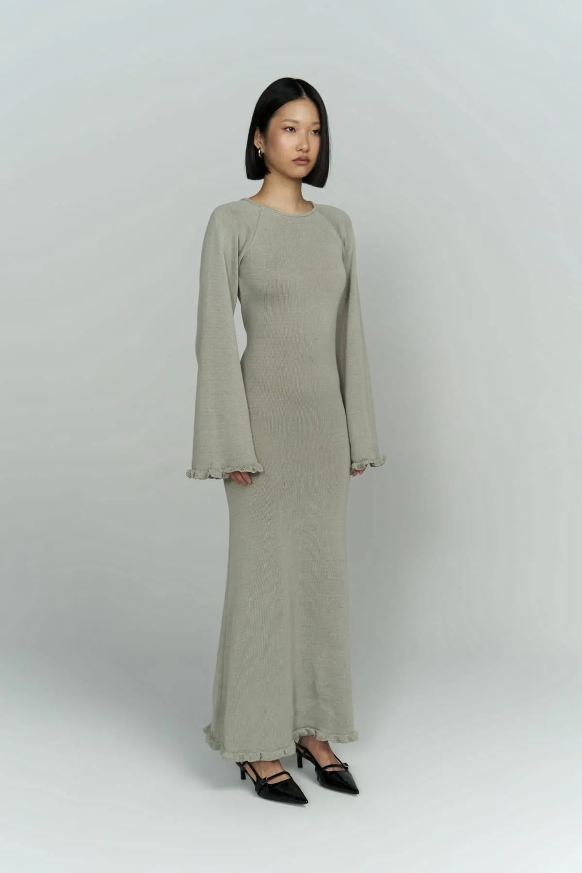BOHEMAİ  Angela Rückenfreies graues Strickkleid