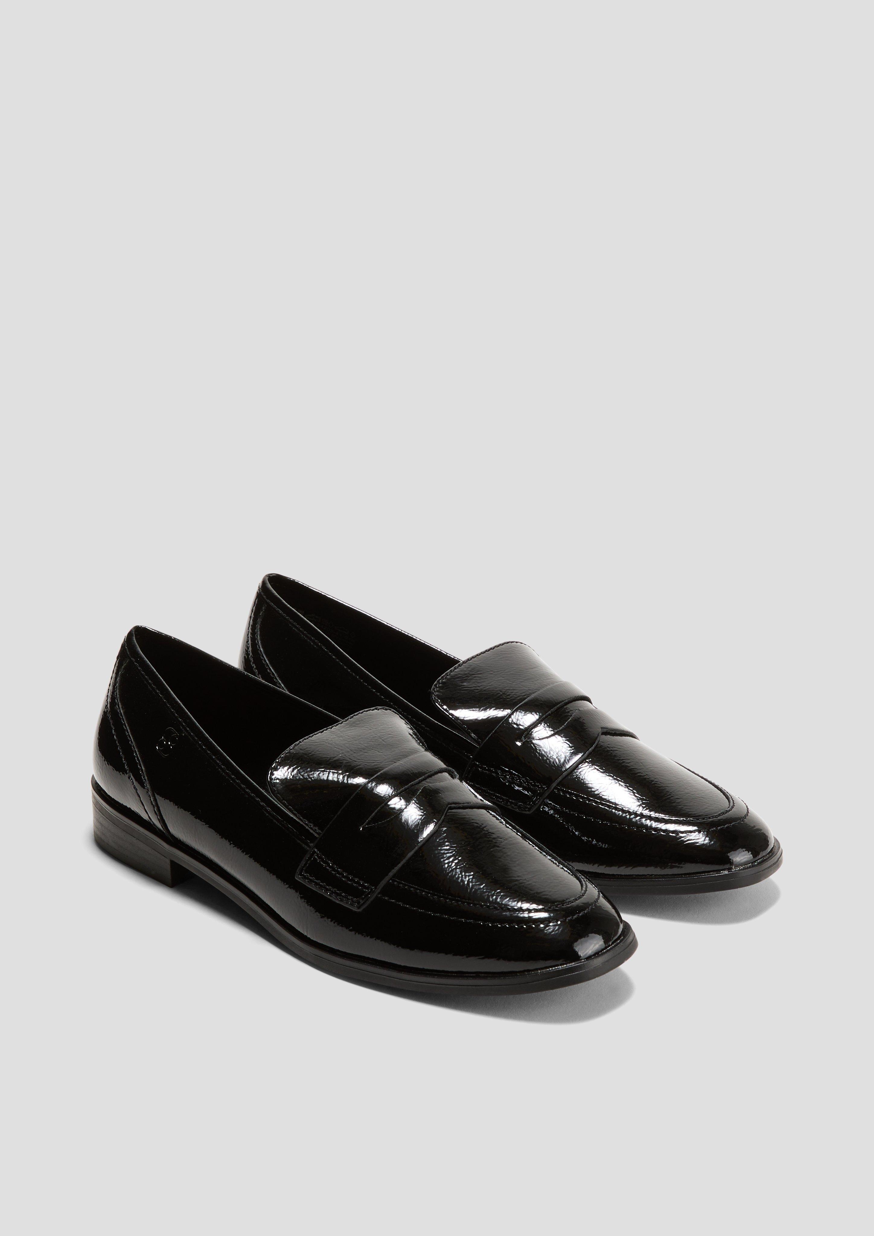 Zierliche Slipper aus Lederimitat  6008265-018