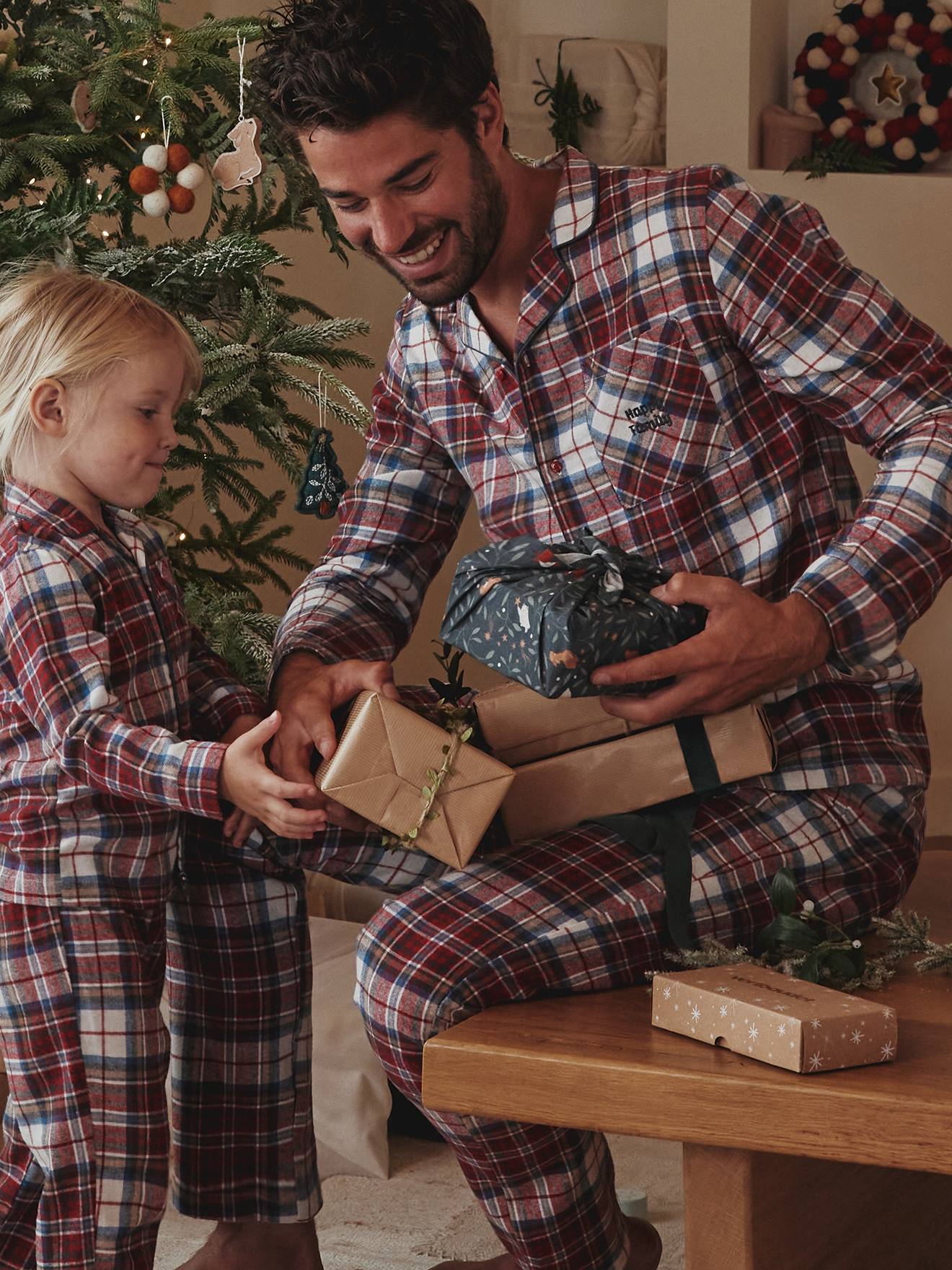 Vertbaudet Eltern Weihnachts-Schlafanzug Capsule Collection HAPPY FAMILY - rot kariert