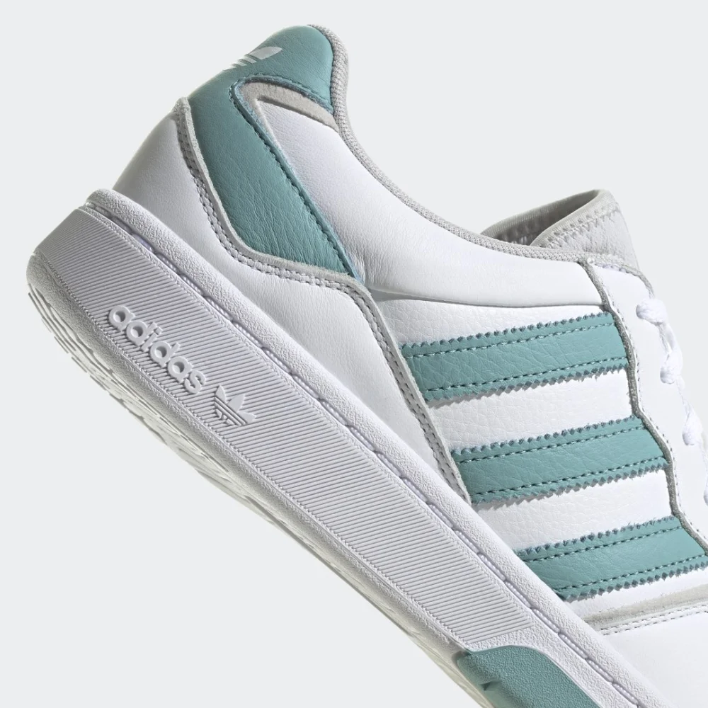 adidas Courtic GZ0777 / weiss