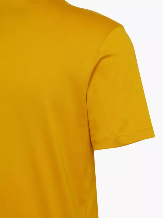 Reebok T-Shirt