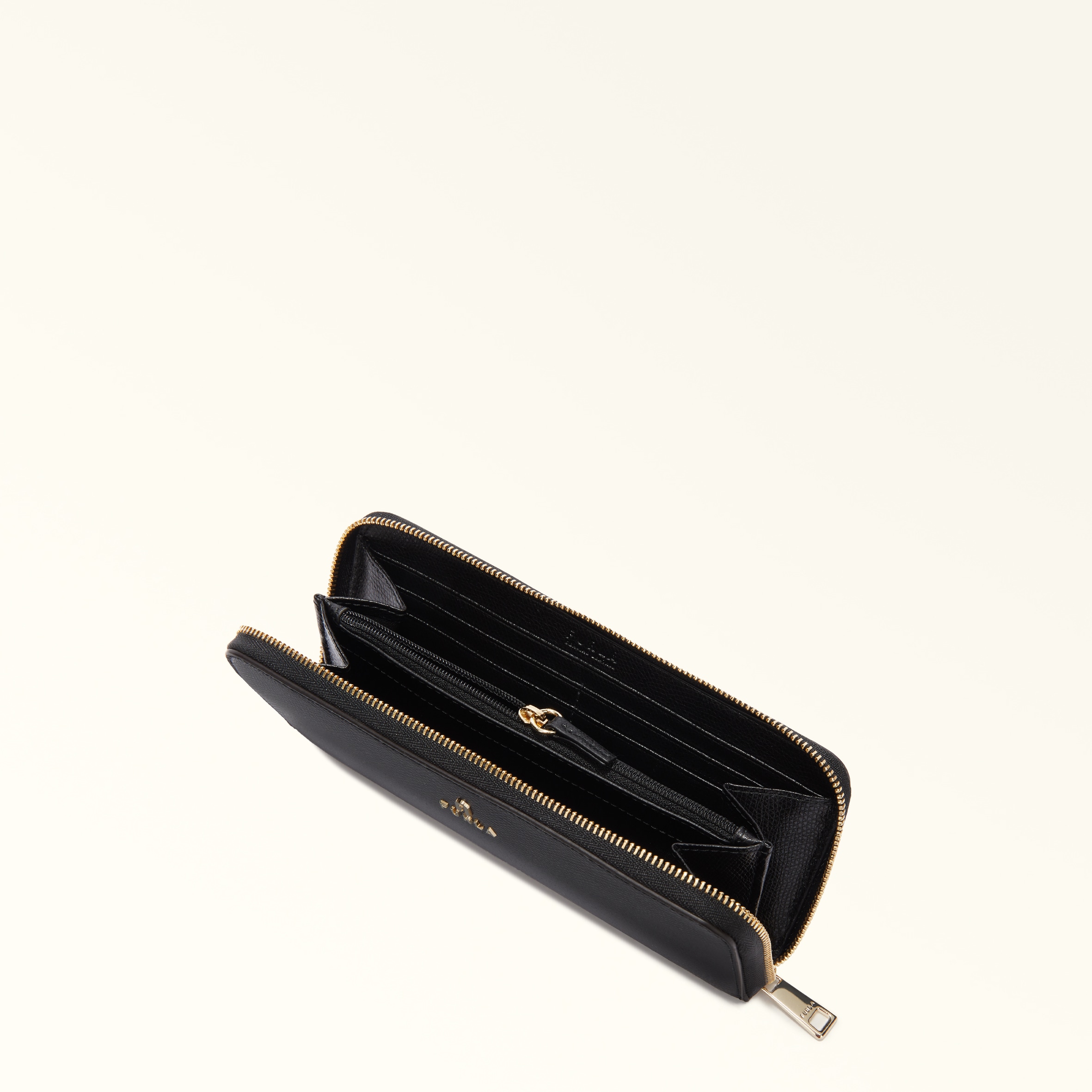 Camelia Furla