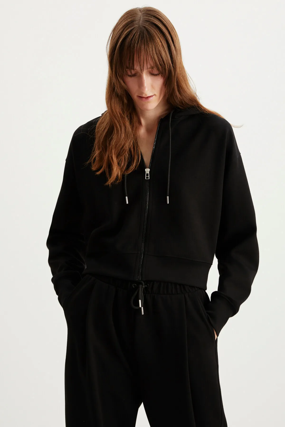 GRIMELANGE  Schwarze Damen-Jogginghose von Gıada mit elastischem Bund und Seitentaschen