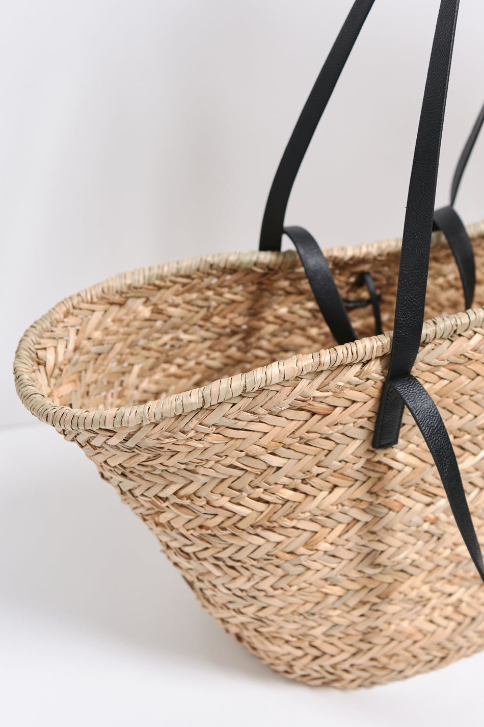 Straw beach bag