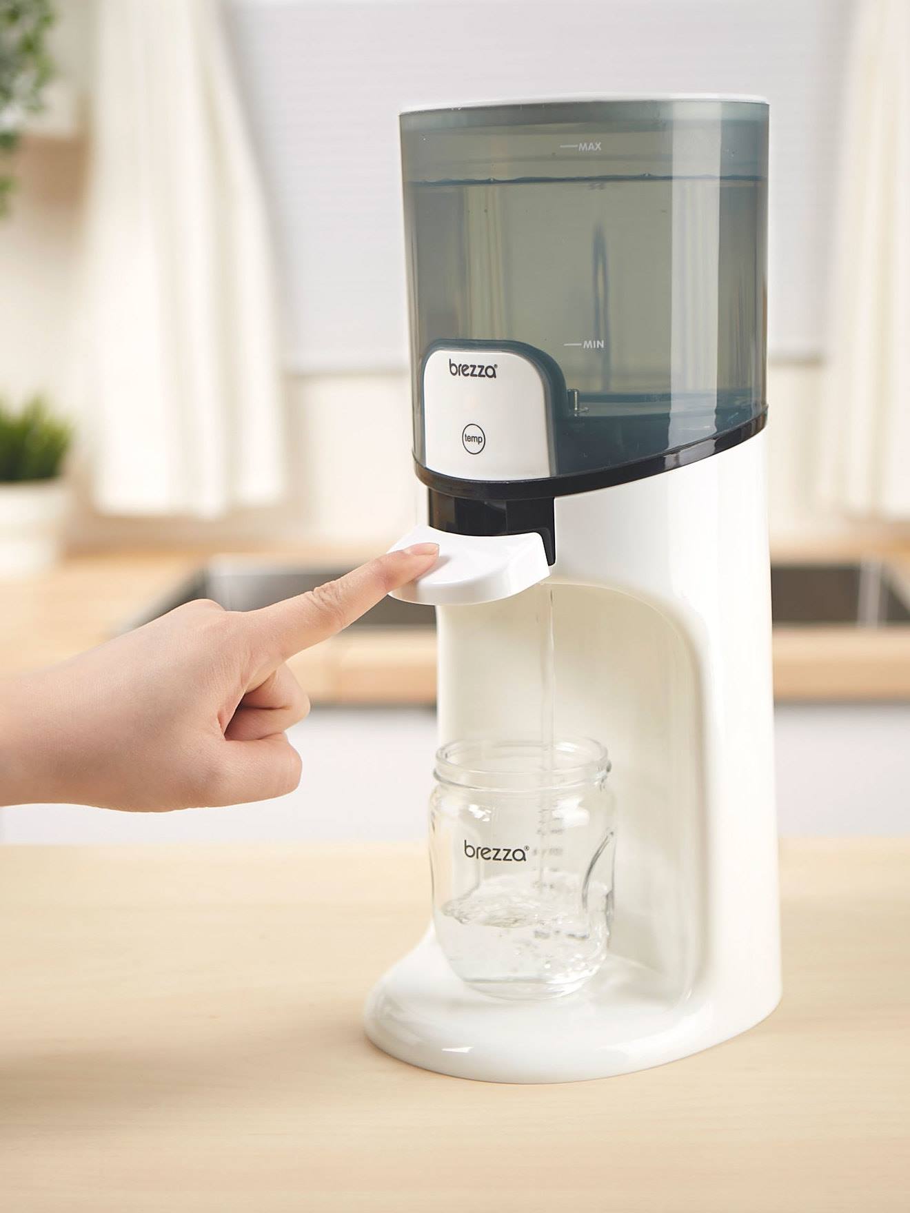Chauffe-eau spécial biberons BABY BREZZA Instant Warmer blanc