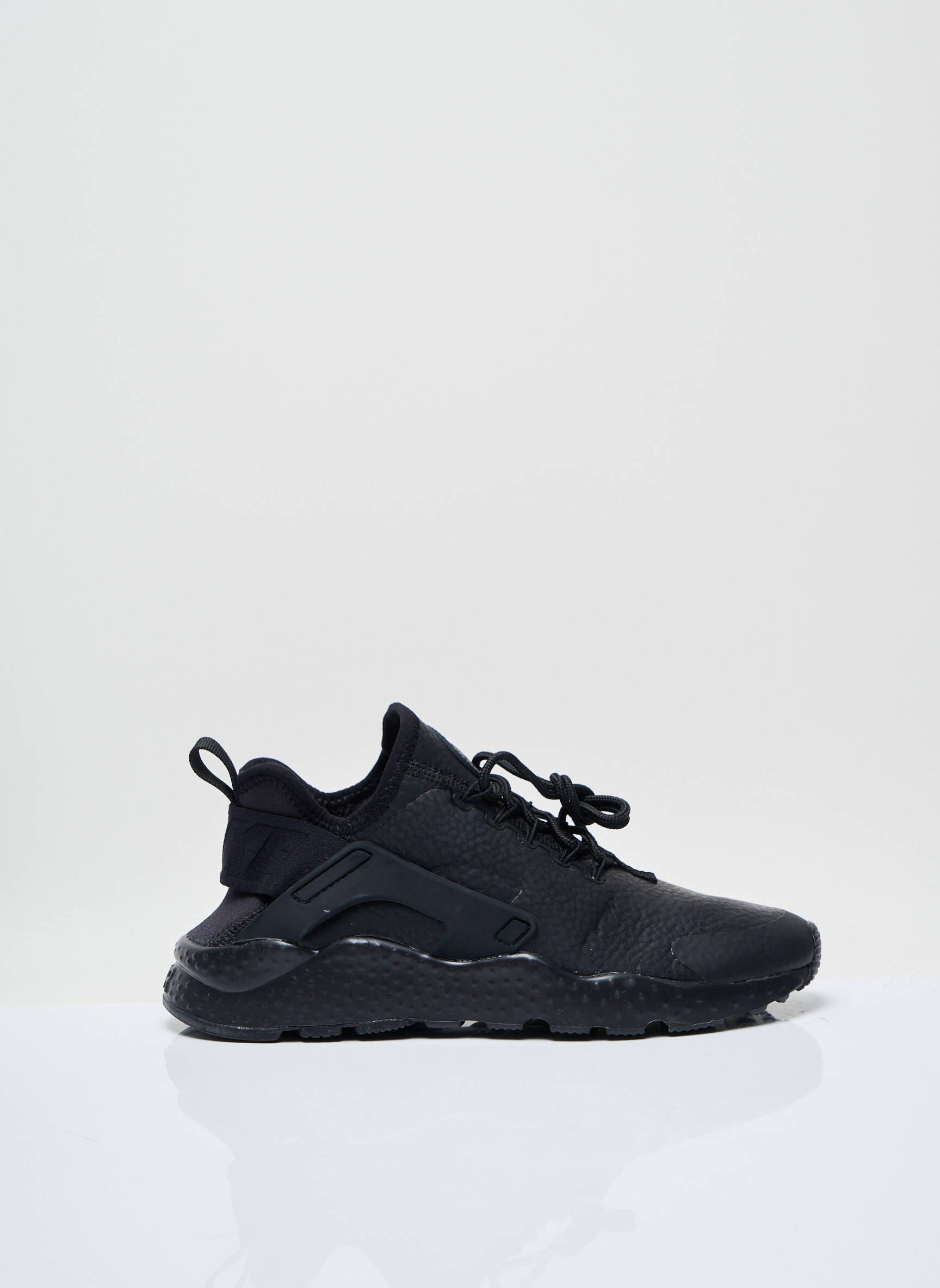 Nike Baskets Unisexe couleur noir