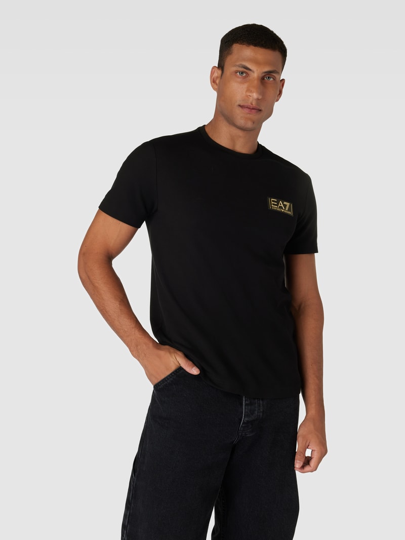 T-Shirt mit Label-Patch Modell 'PJRYZ' in schwarz