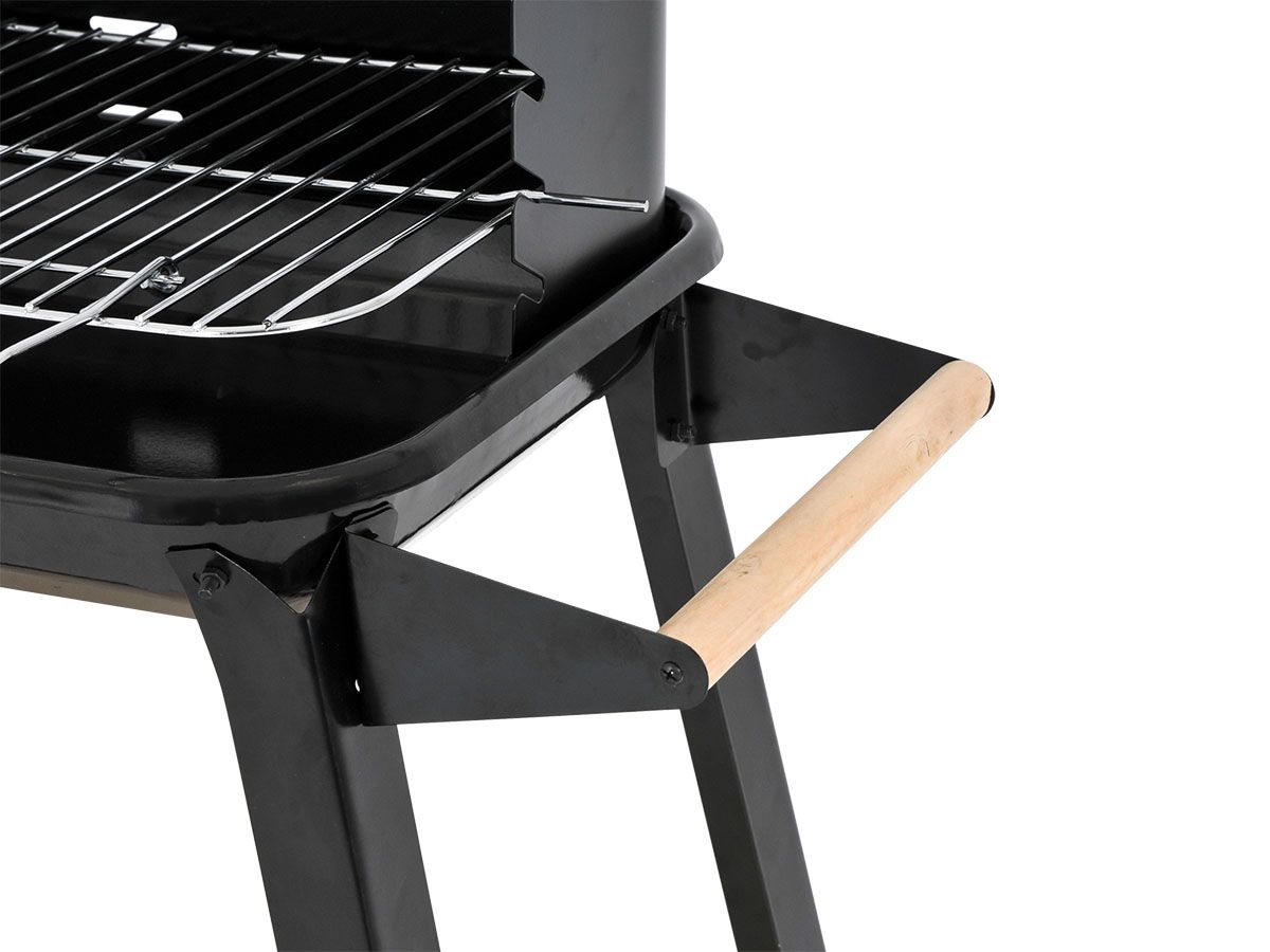 Rechteckiger Grill auf Rädern