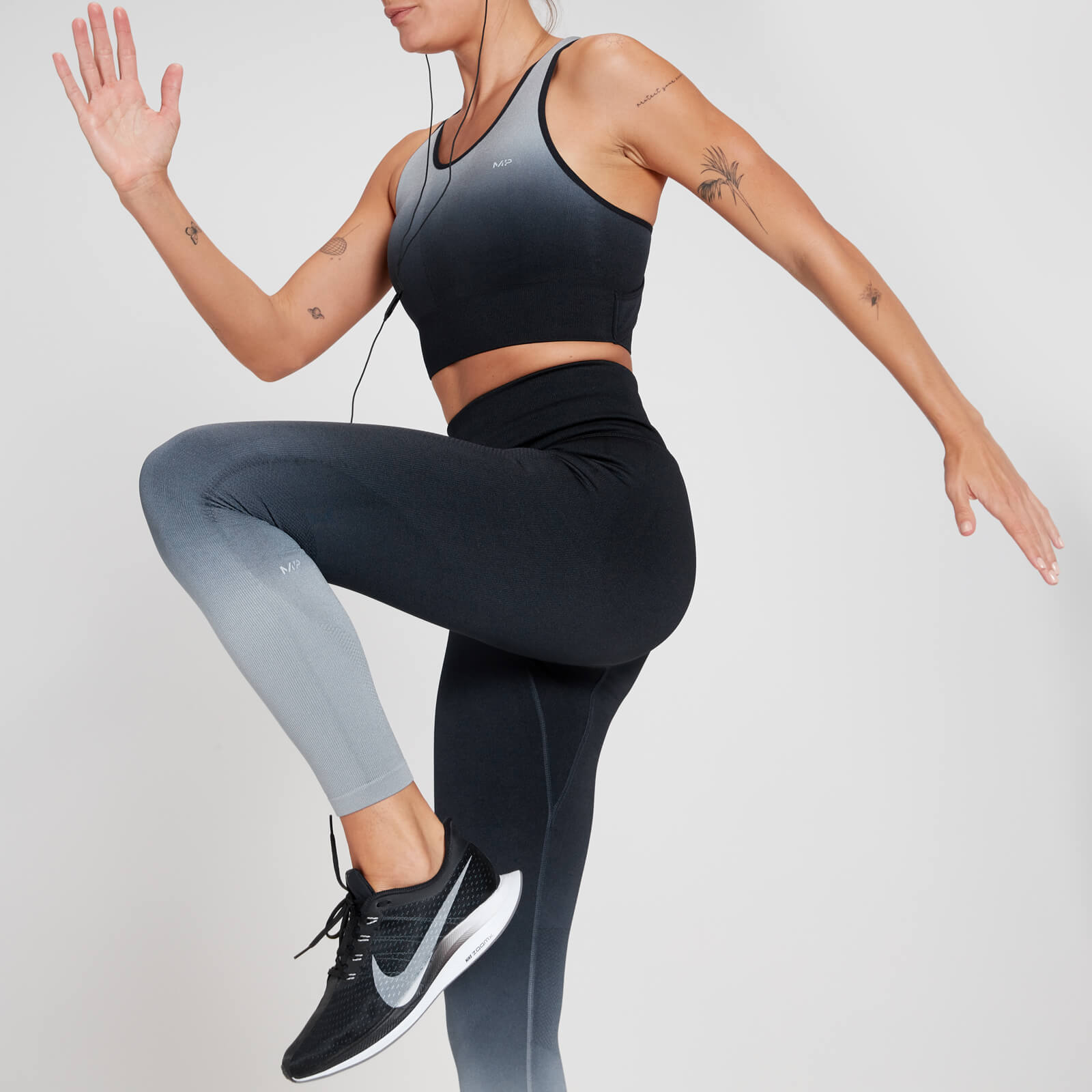 Brassière de sport sans coutures MP Velocity Ultra pour femmes – Noir