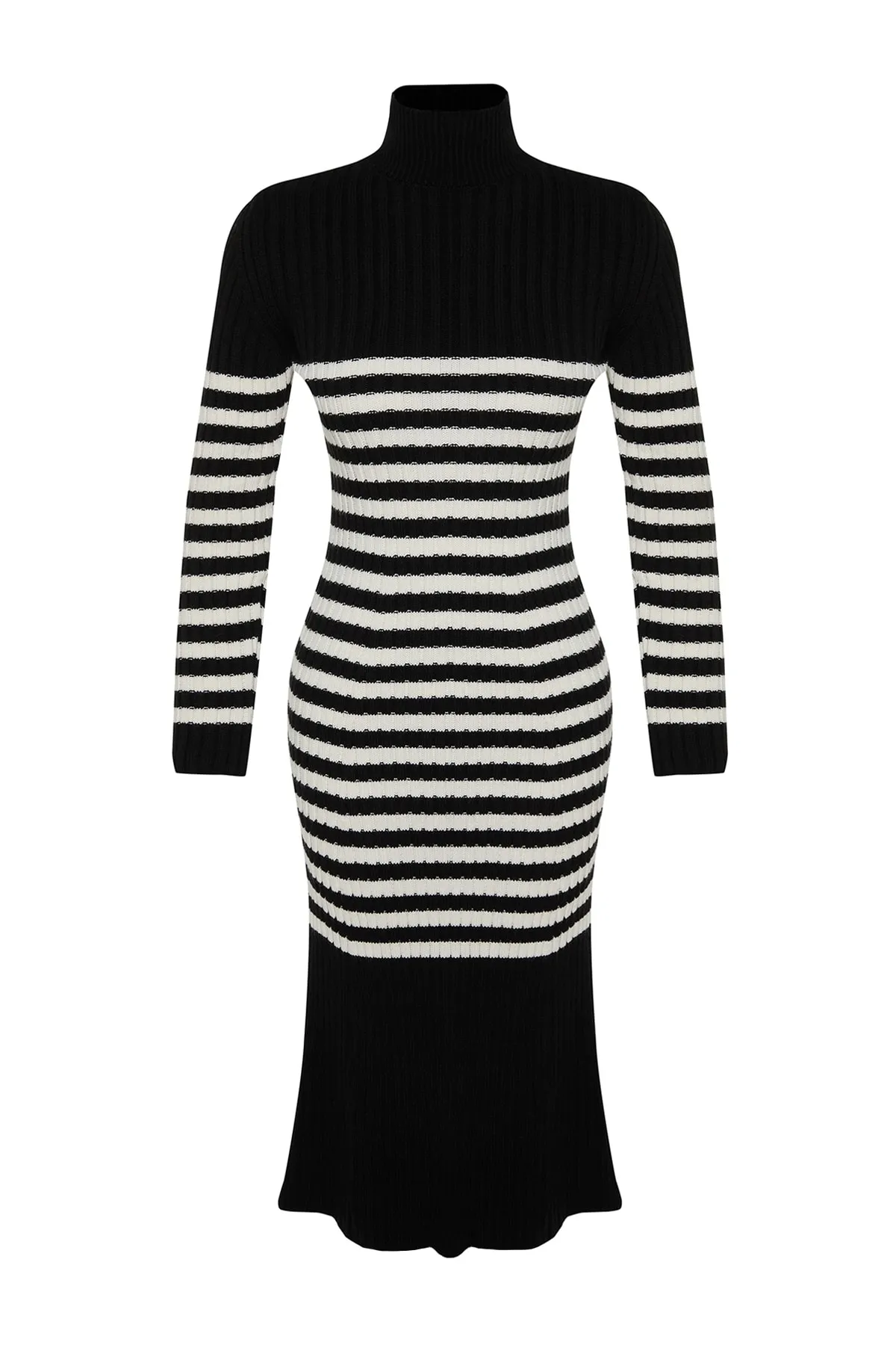 Trendyol Collection  Schwarzes gestreiftes Maxi-Strickkleid TWOAW24EL00091