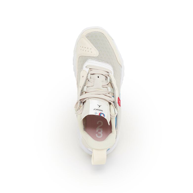 JORDAN Wmns Jordan Delta 2 SE lt orewood brn/summit wht-atmosphere