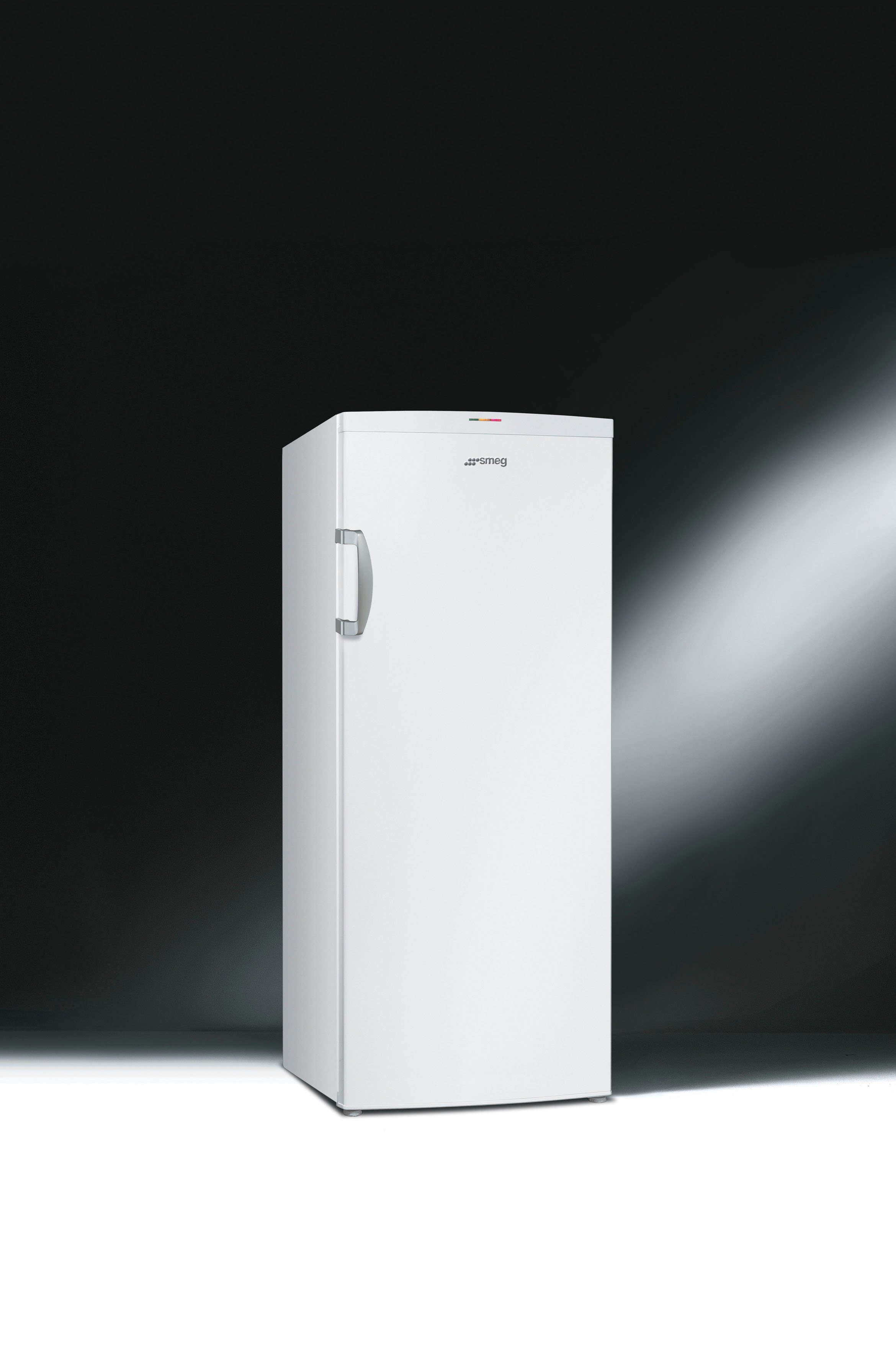 Smeg Gefrierschrank CV275NF, 151,8 cm hoch, 59,5 cm breit