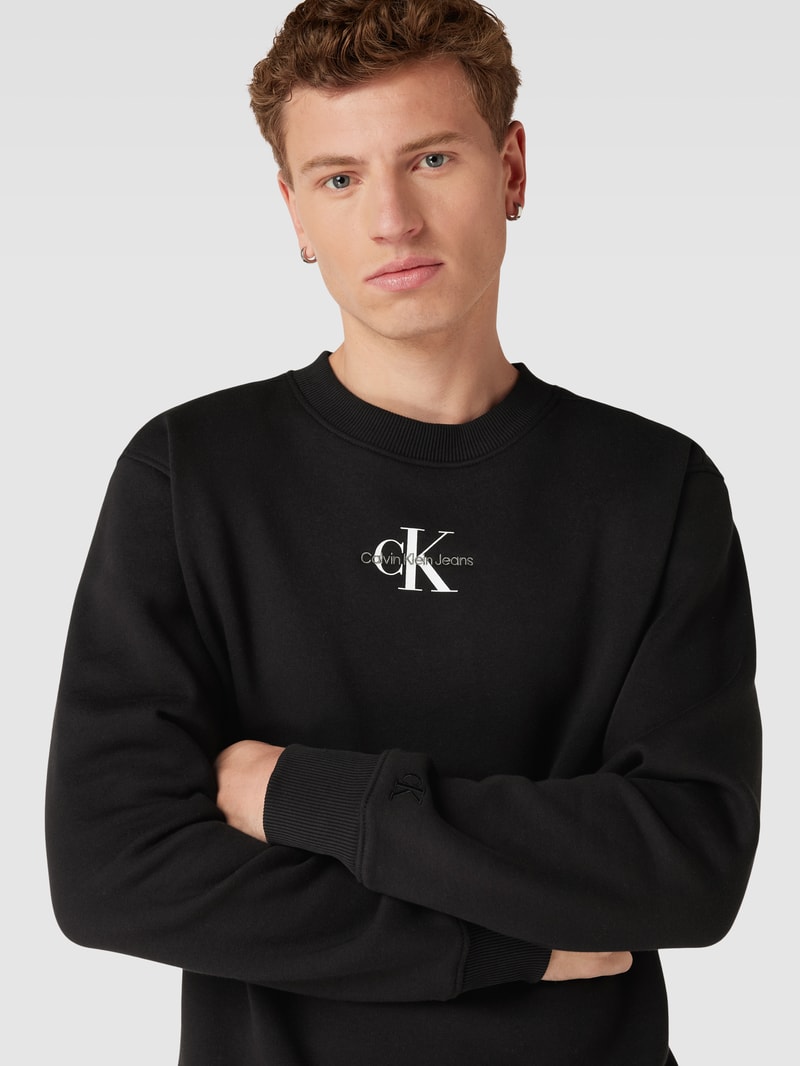 Sweatshirt mit Label-Detail in black