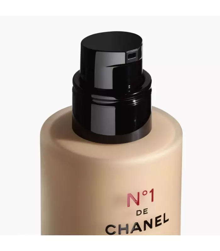 N°1 DE CHANEL FOND DE TEINT REVITALISANT Illumine - Hydrate - Protège 30ml