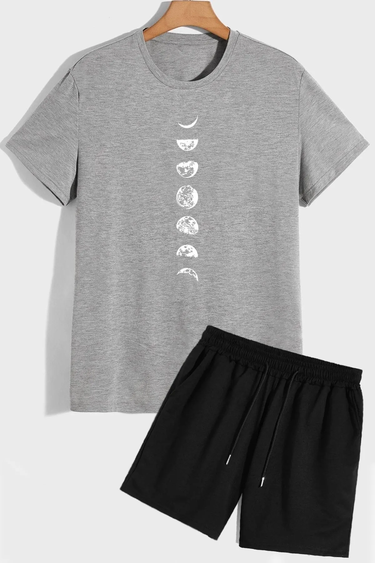 trendypassion  Shorts-T-Shirt-Trainingsanzug-Set mit Universum-Thema