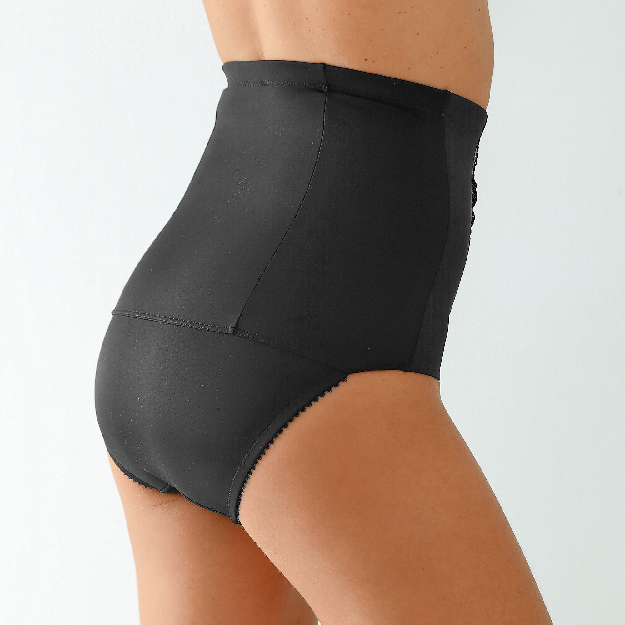 Gaine serre-taille dentelle amincissante