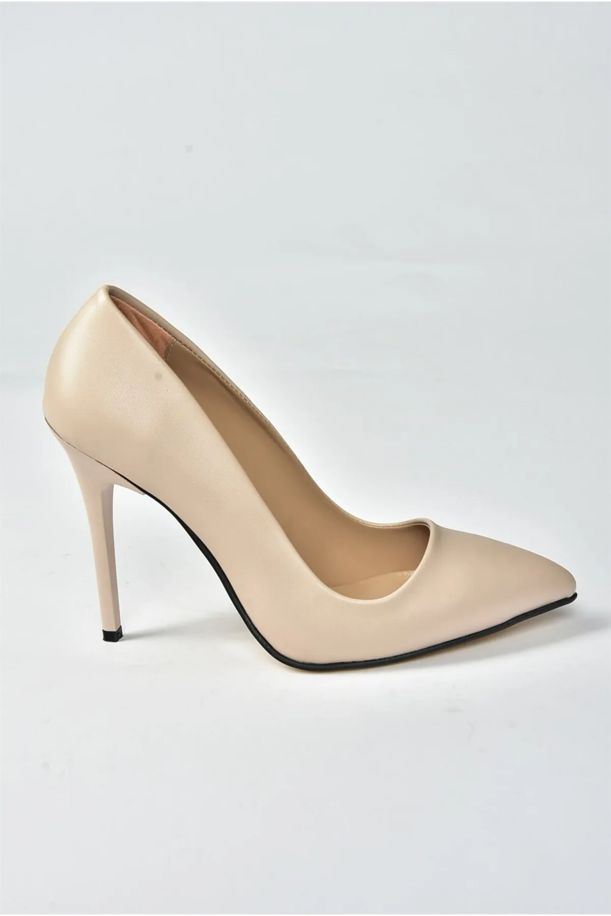 Fox Shoes  Beige Damenschuhe mit Absatz 8922151909