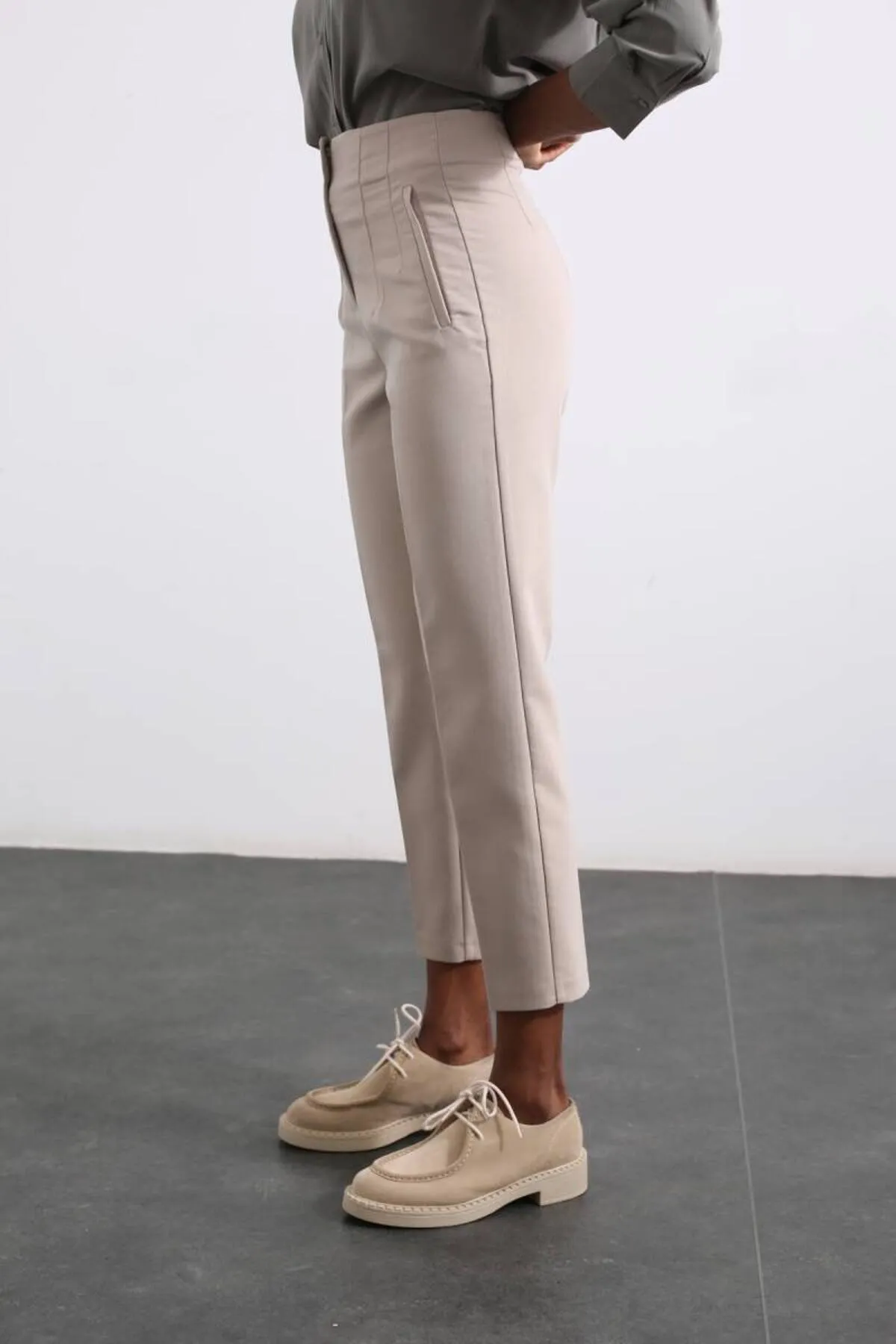 Laluvia  Float-Hose aus Stoff mit hoher Taille und Steinfront