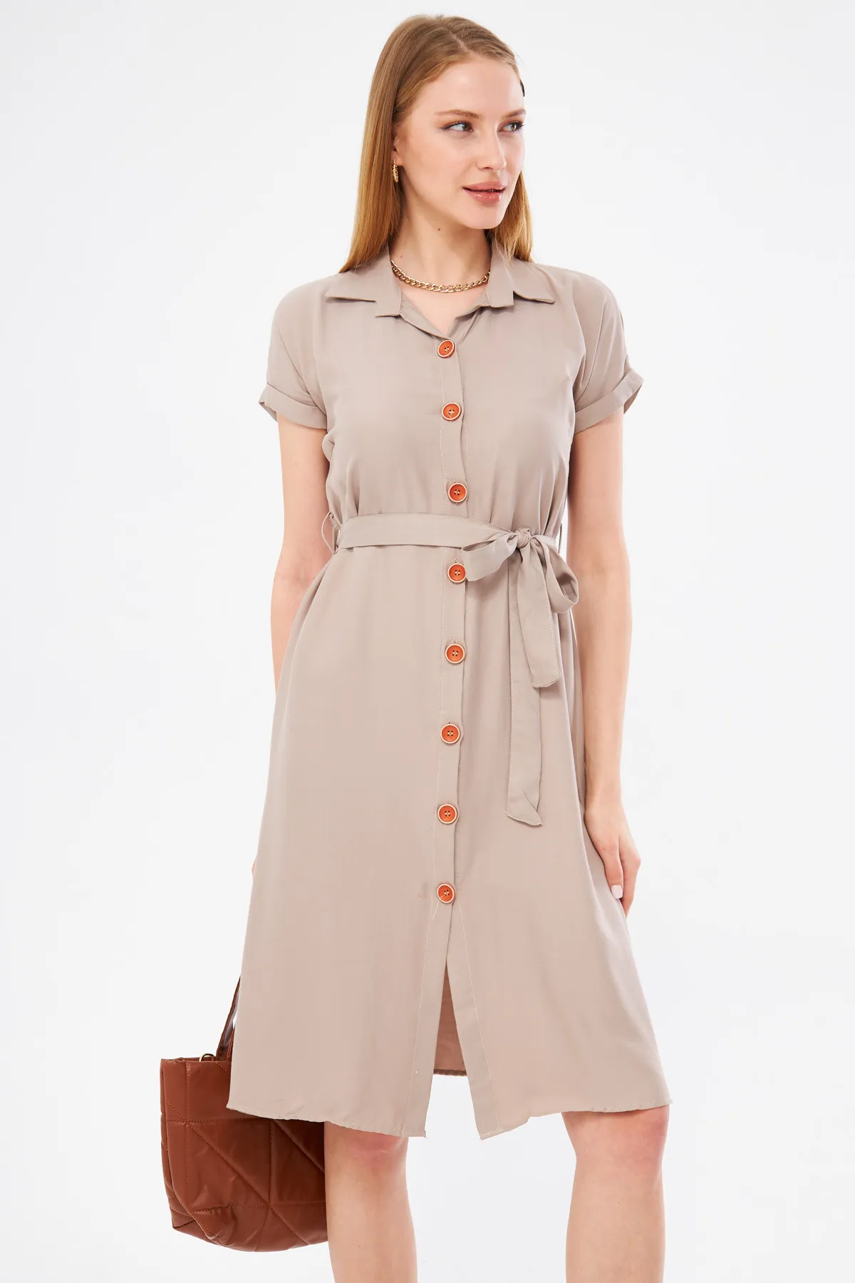 armonika  Beiges, kurzärmliges Hemdblusenkleid mit Taillengürtel für Damen ARM-19Y001068
