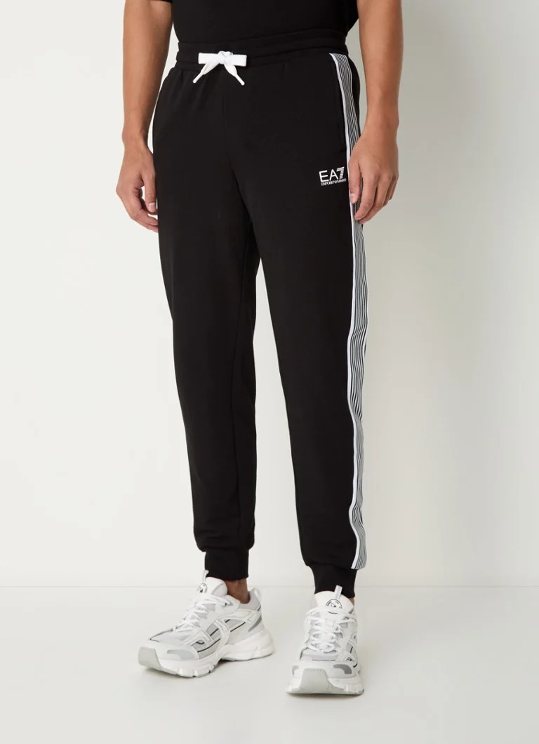 Emporio Armani sužene trenirke s logom