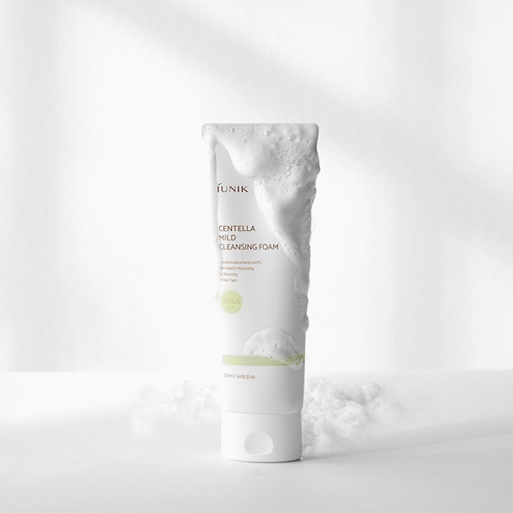 iUnik Centella Mild Cleansing Foam
