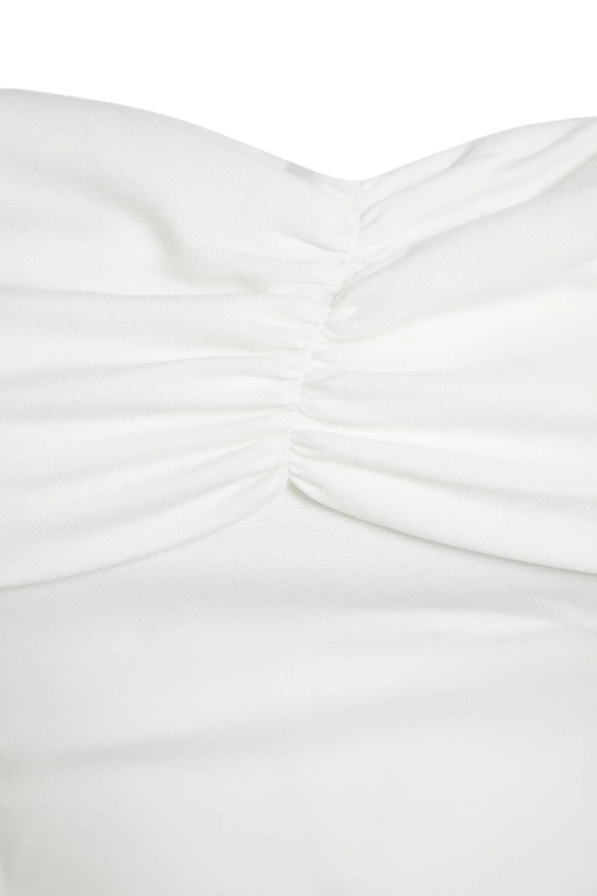Trendyol Collection  Ecru gefüttertes, gewebtes Paspelierung-Hochzeits-/Hochzeits-Elegantes Abendkleid TPRSS23EL00348